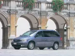 Chrysler Grand Voyager (GY) 4 покоління, мінівен (2000 - 2004)