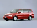 Honda Odyssey (RA6, RA7, RA8, RA9) 2 покоління, мінівен (1999 - 2001)