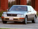 Lexus LS400 (UCF20) 2 покоління, седан (1994 - 1997)