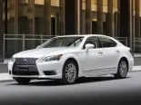 Lexus LS600hL ( UVF46) 4 покоління, 2-й рестайлінг, седан, гібрид (2012 - 2017)