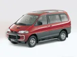 Mitsubishi Delica (PA4W, PB6W, PD4W, PD6W, PF6W, PA5W, PB5W, PC5W, PD8W, PE8W, PF8W) 4 покоління, мінівен (1994 - 1997)