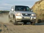 Mitsubishi Pajero (V63W, V67W) 3 покоління, рестайлінг, джип suv 3 дв. (2003 - 2006)