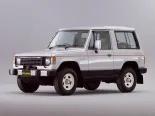 Mitsubishi Pajero (L141GW, L044G, L044GV, L044GW, L144GW, L144GWG, L144G, L141G) 1 покоління, джип suv 3 дв. (1981 - 1990)