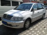 Mitsubishi Savrin 1 покоління, мінівен (2001 - 2004)