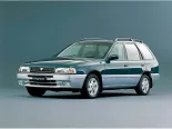 Nissan Wingroad (WFNY10, WFY10, WHNY10, WHY10, WEY10) 1 покоління, універсал (1996 - 1999)