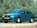 SEAT Cordoba 1 покоління, седан (1993 - 1996)