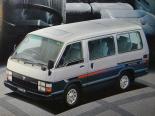 Toyota Hiace 3 покоління, мінівен (1982 - 1985)