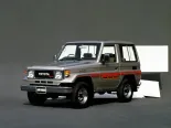 Toyota Land Cruiser (HZJ70, HZJ70V, HZJ73V, BJ71V, BJ74V, LJ71G, BJ70V, BJ73V, HZJ73HV, PZJ70, PZJ70V) 8 покоління, джип suv 3 дв. (1984 - 1994)