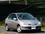 Toyota Prius (NHW10) 1 покоління, седан, гібрид (1997 - 2000)