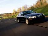 Volvo S40 (VS19) 1 покоління, рестайлінг, седан (2000 - 2004)