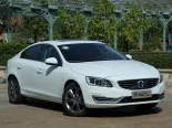 Volvo S60 2 покоління, рестайлінг, седан, гібрид (2013 - 2018)